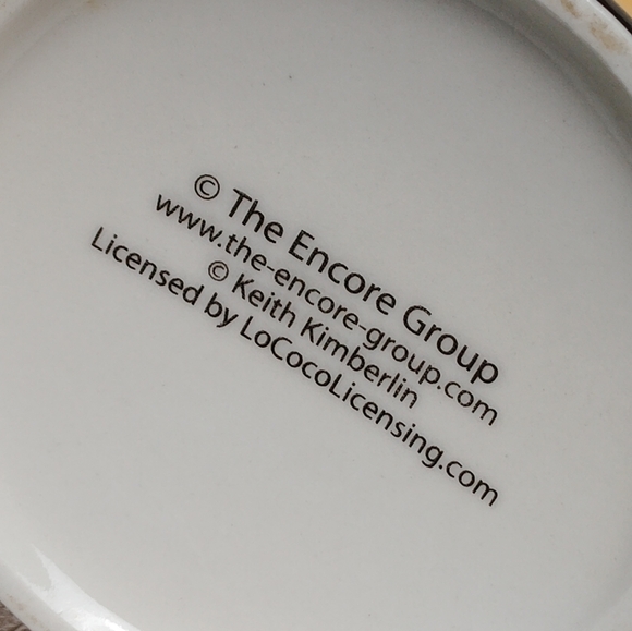 Keith Kimberlin Kitten In A Converse Black ~ Yellow Ceramic  Coffee Mug - Picture 7 of 7